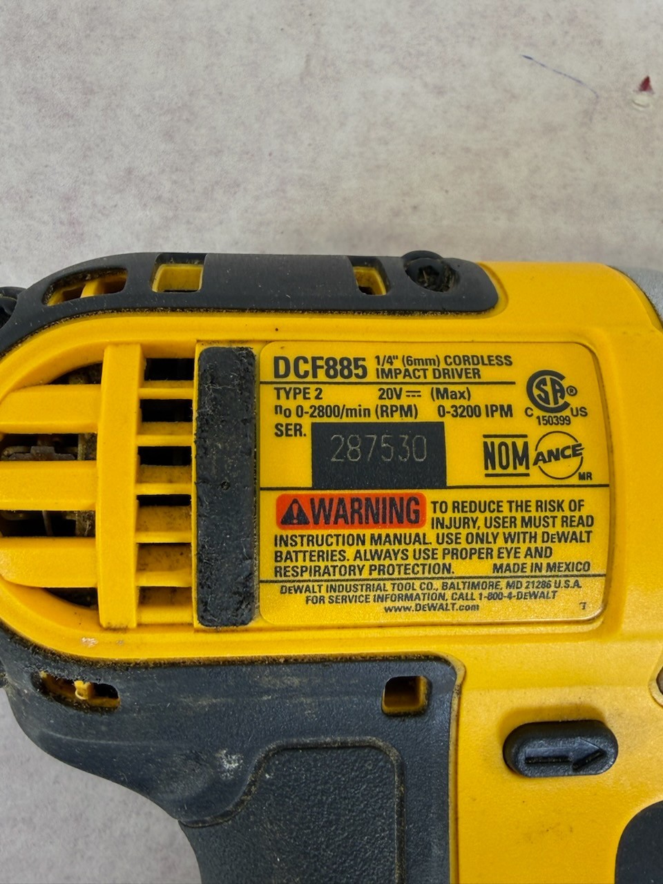 DEWALT DCF885 20V 1/4 in. Impact Driver – Black/Yellow (Tool Only)