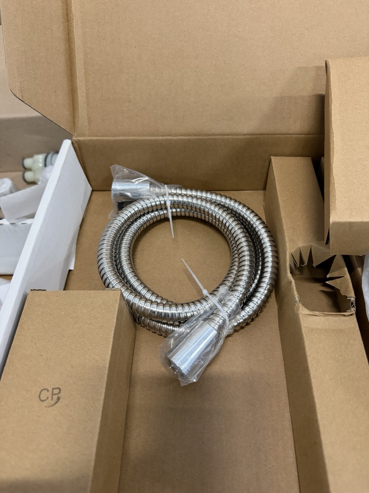 READ DESCRIPTION Delta 342702 Modern Monitor 14 Series Raincan Handshower Chrome