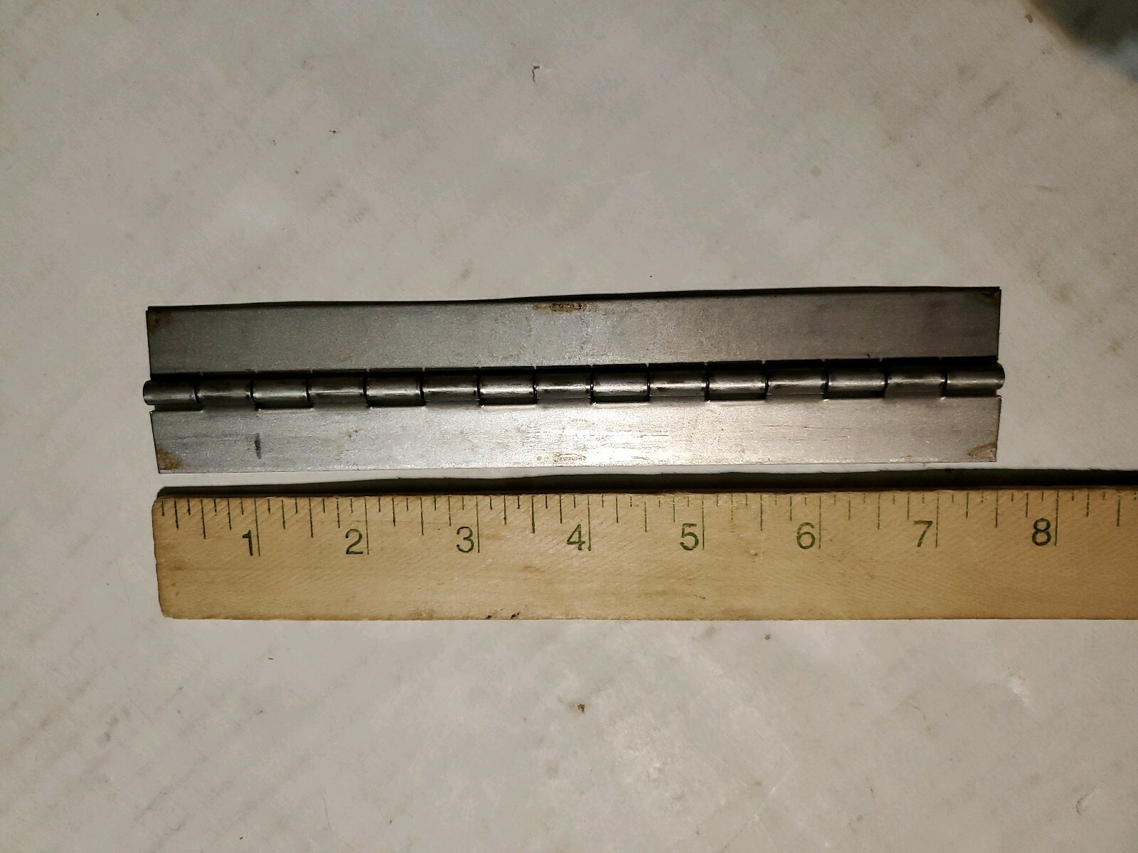STEEL PIANO CONTINUOUS HINGES WELDABLE UNFINISHED NO HOLES 7.5″ Long
