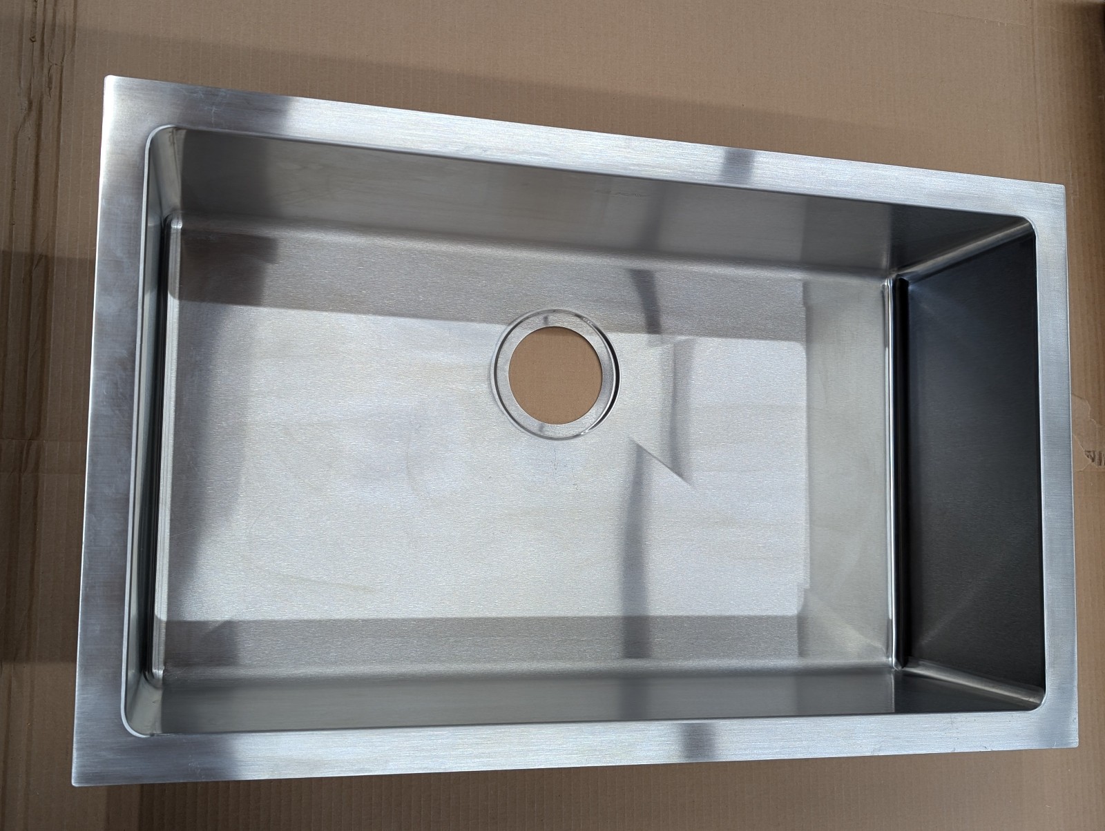 Elkay Crosstown Undermount Stainless Kitchen Sink 30 1/2″ Single Basin EFRU2816T