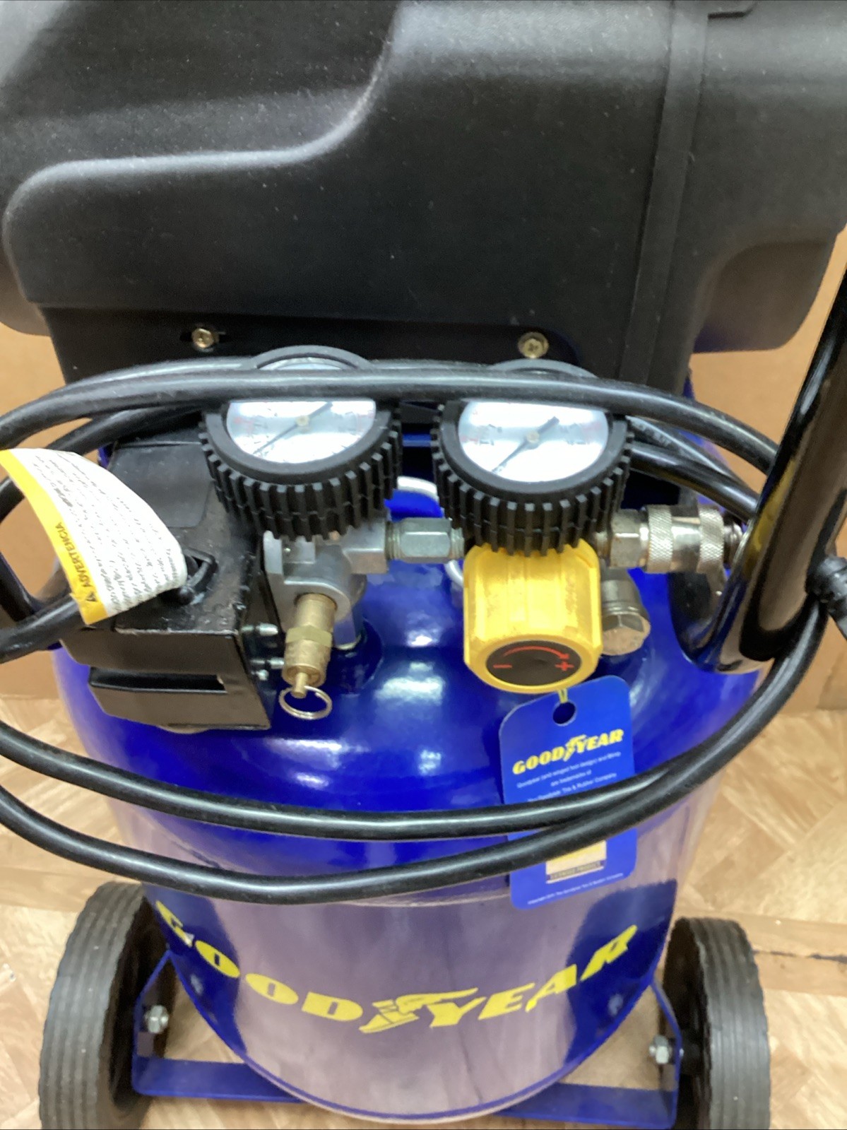 Goodyear TAW-2040V Portable Air Compressor 10 Gallon with 150 PSI LOCAL PICK UP