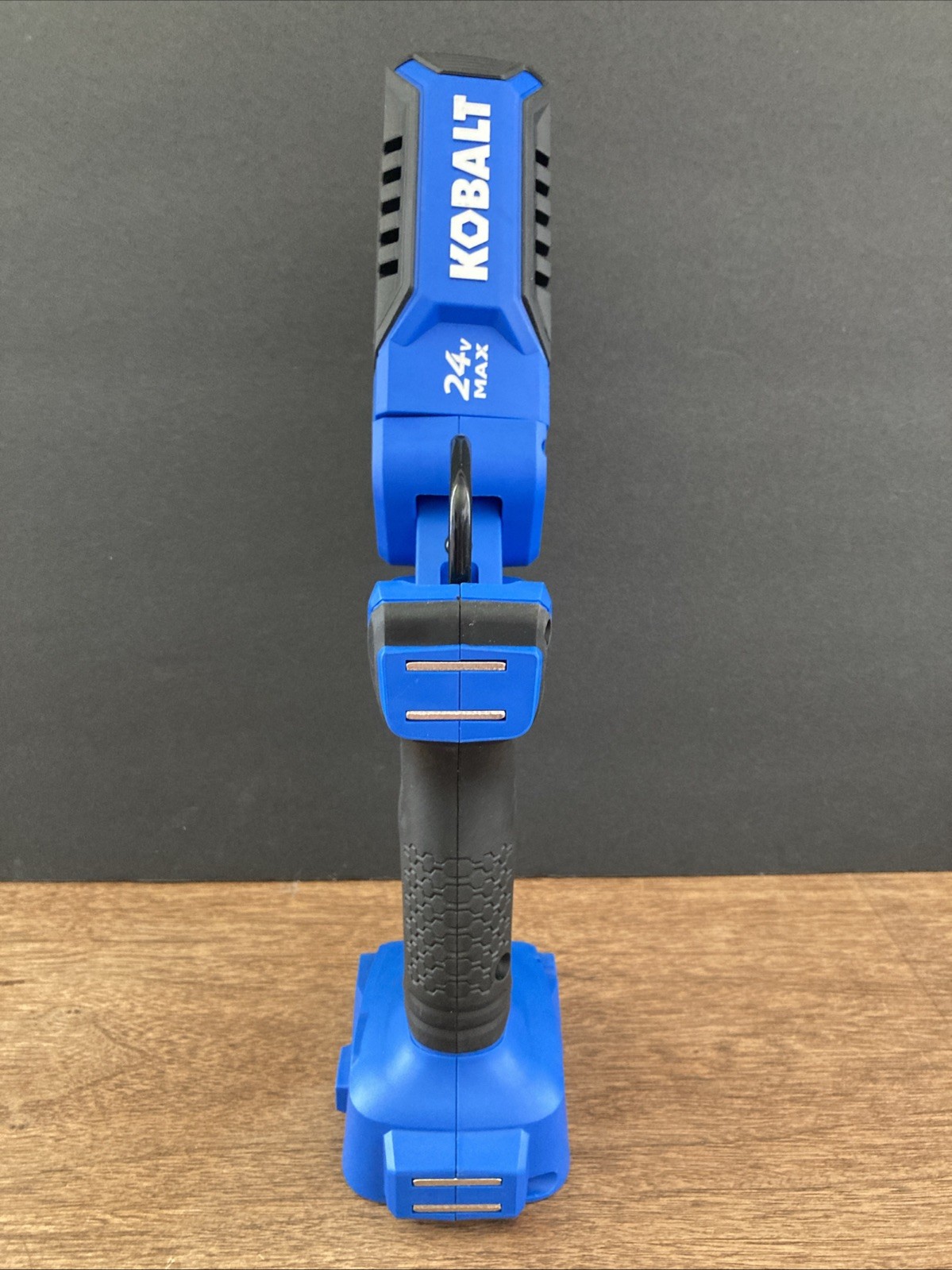Kobalt KML 124B-03 24V 700-lumen Cordless Work Light Tool Only No Battery