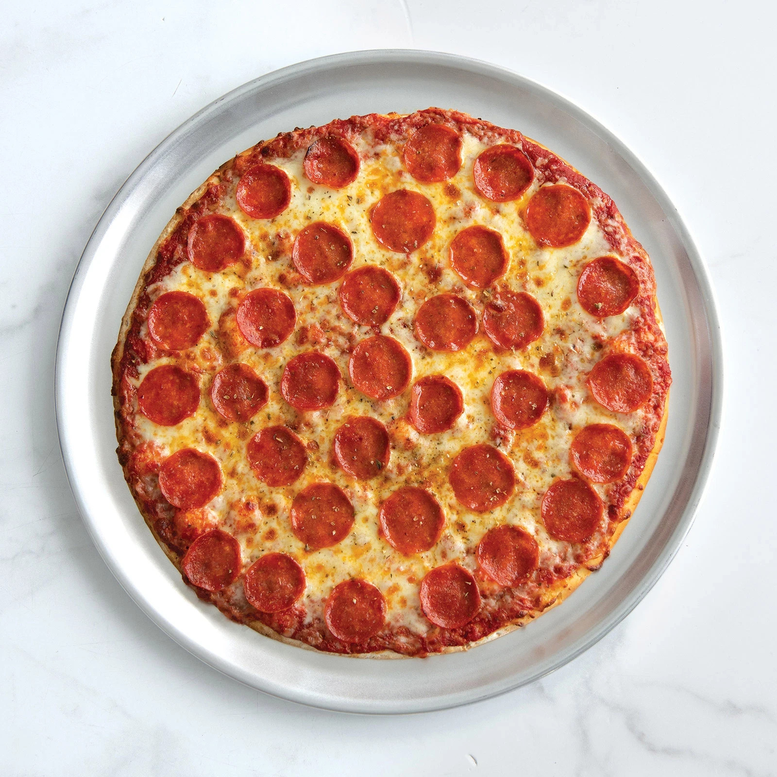 Nordic Ware 16” Aluminum Pizza Pans, 2-pack, 1 Perforated, 1 Smooth, NEW