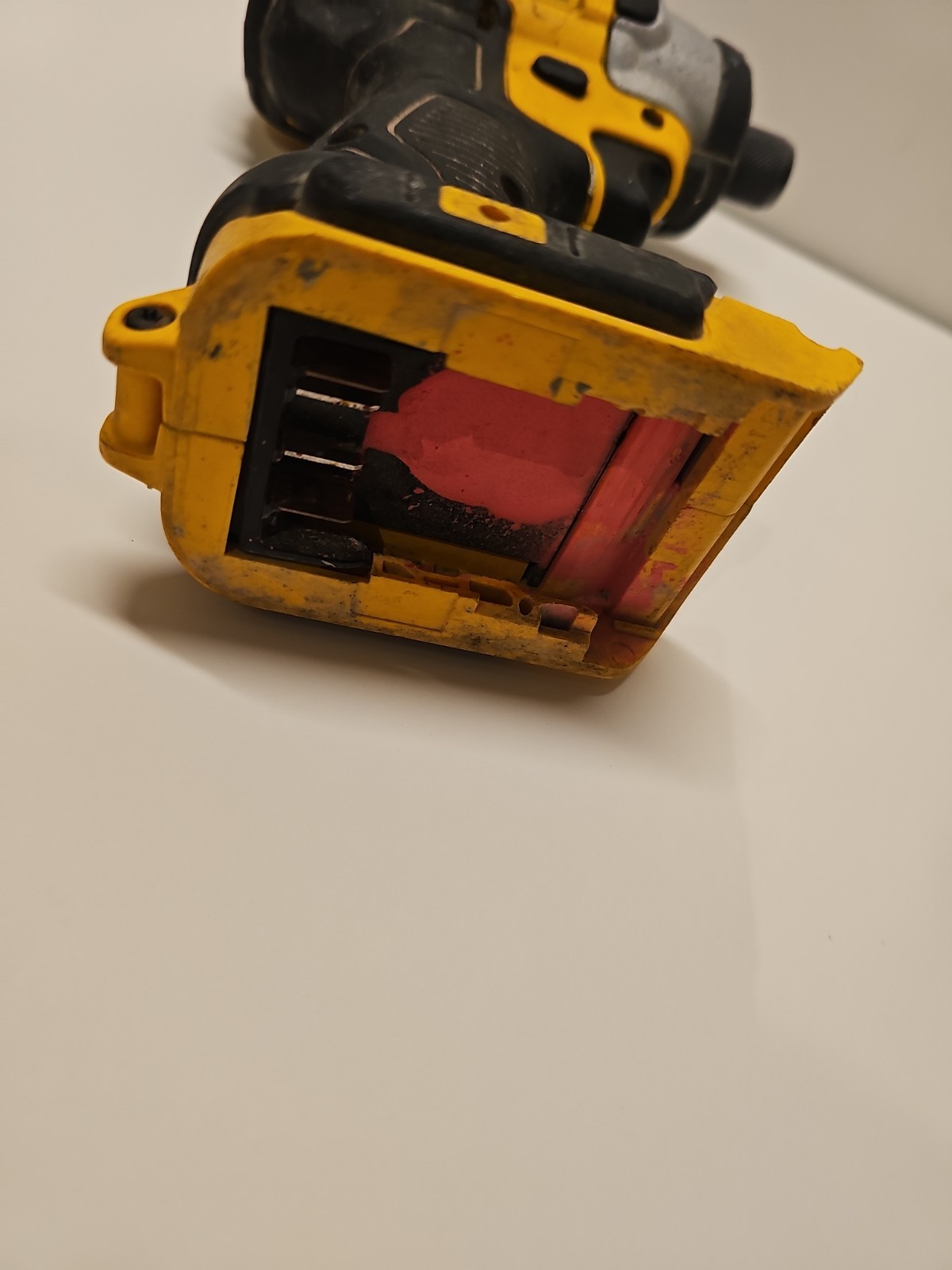 DEWALT DCF885 20V 1/4″ IMPACT DRIVER TOOL ONLY