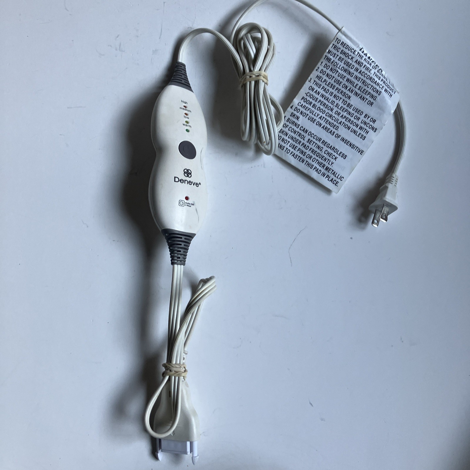 Deneve / Pure Enrichment CM01 PM01 Electric Heat Pad Controller Control 4 Prong