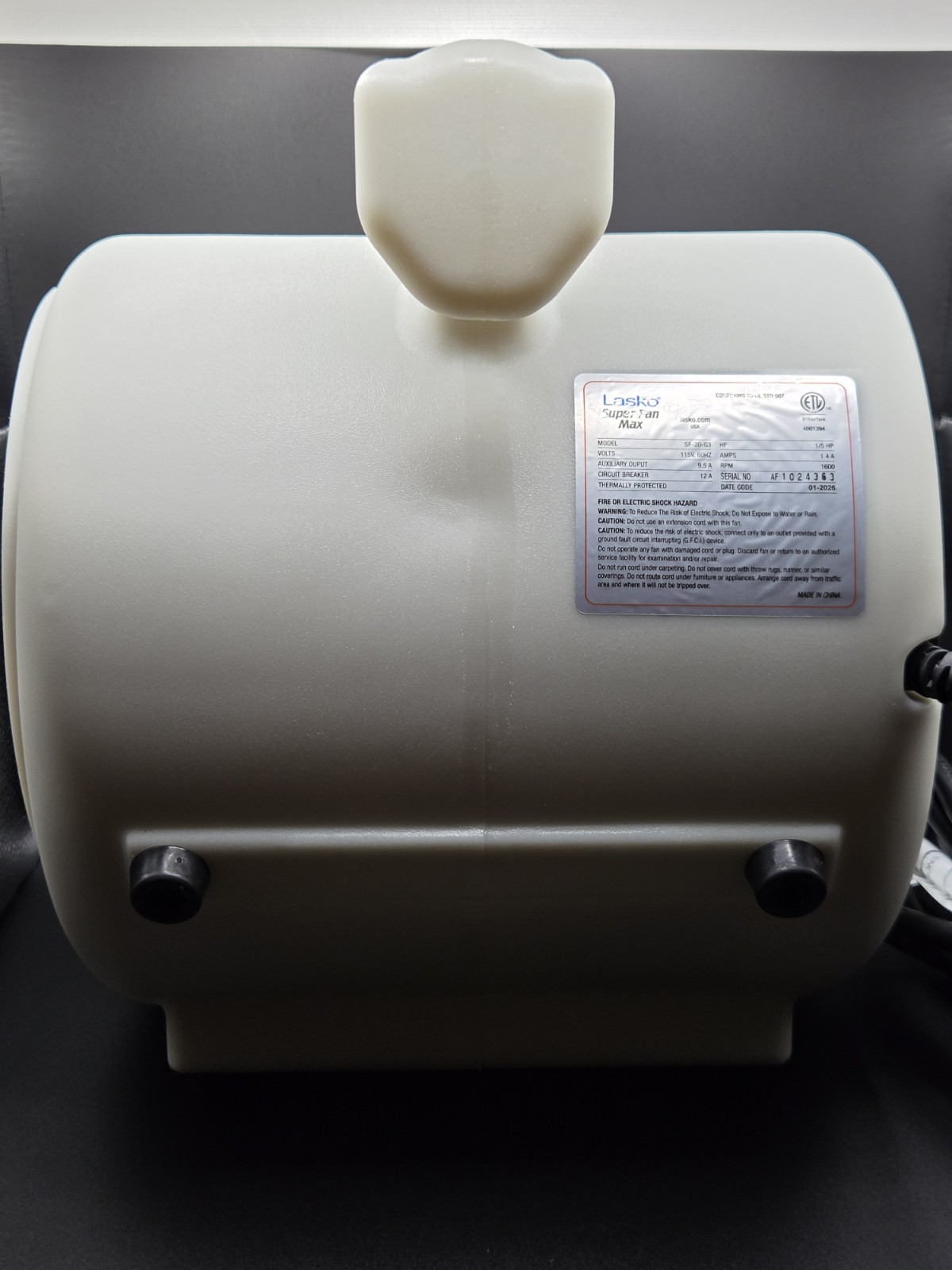 Lasko Super Fan Max Compact Air Mover SF-20-G2 – White