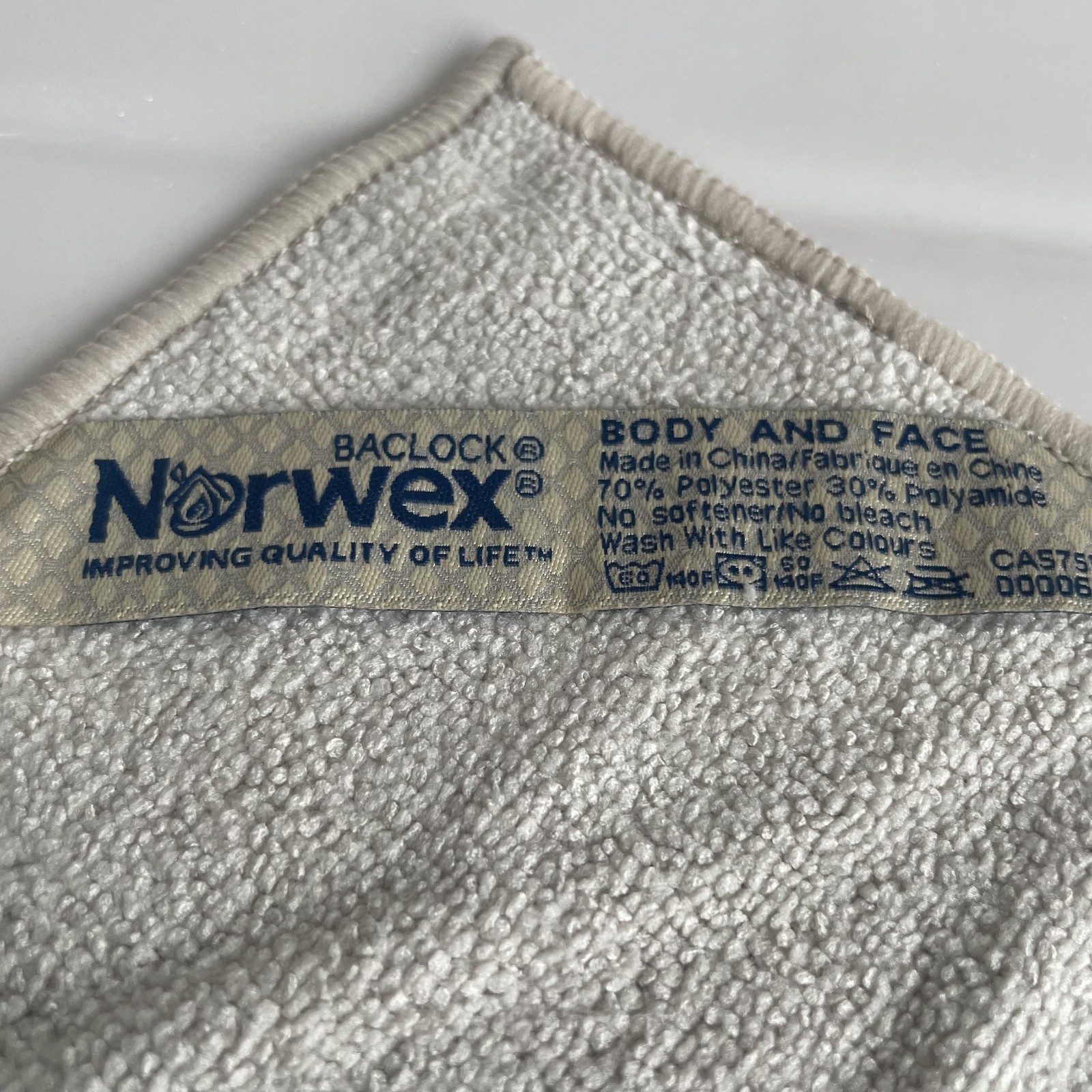 Norwex Body and Face Pack with BacLock – Ultra Soft Microfiber Cloths, Set of 3