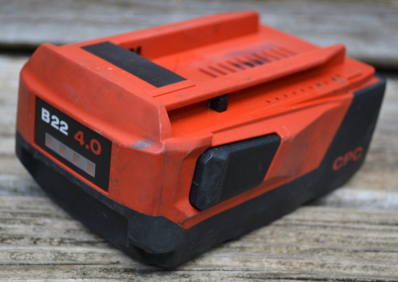 Genuine Hilti B22 4.0 Lithium-Ion 21.6 Volt Li-Ion Battery Pack–Great Condition