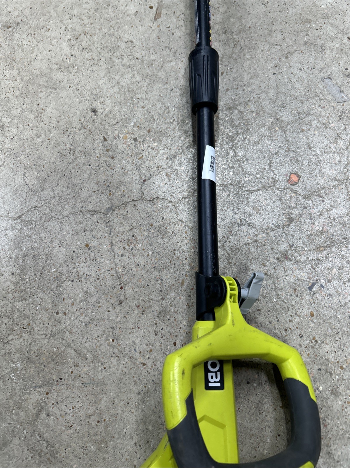 RYOBI ONE+ 18V 9 in. Cordless Battery Edger P2300VNM Z603