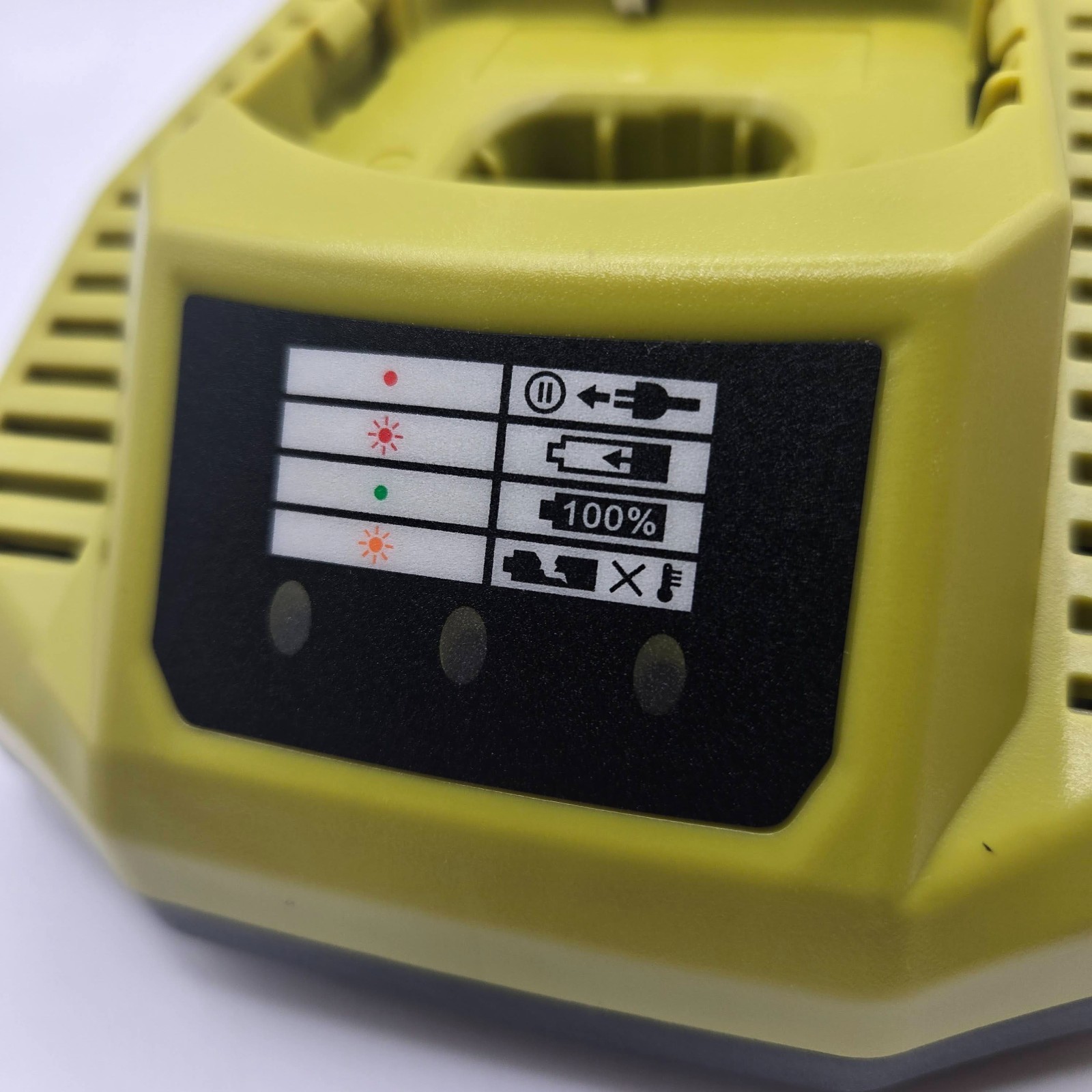 12-18 V Lithium Battery Charger P117 Charger For Ryobi