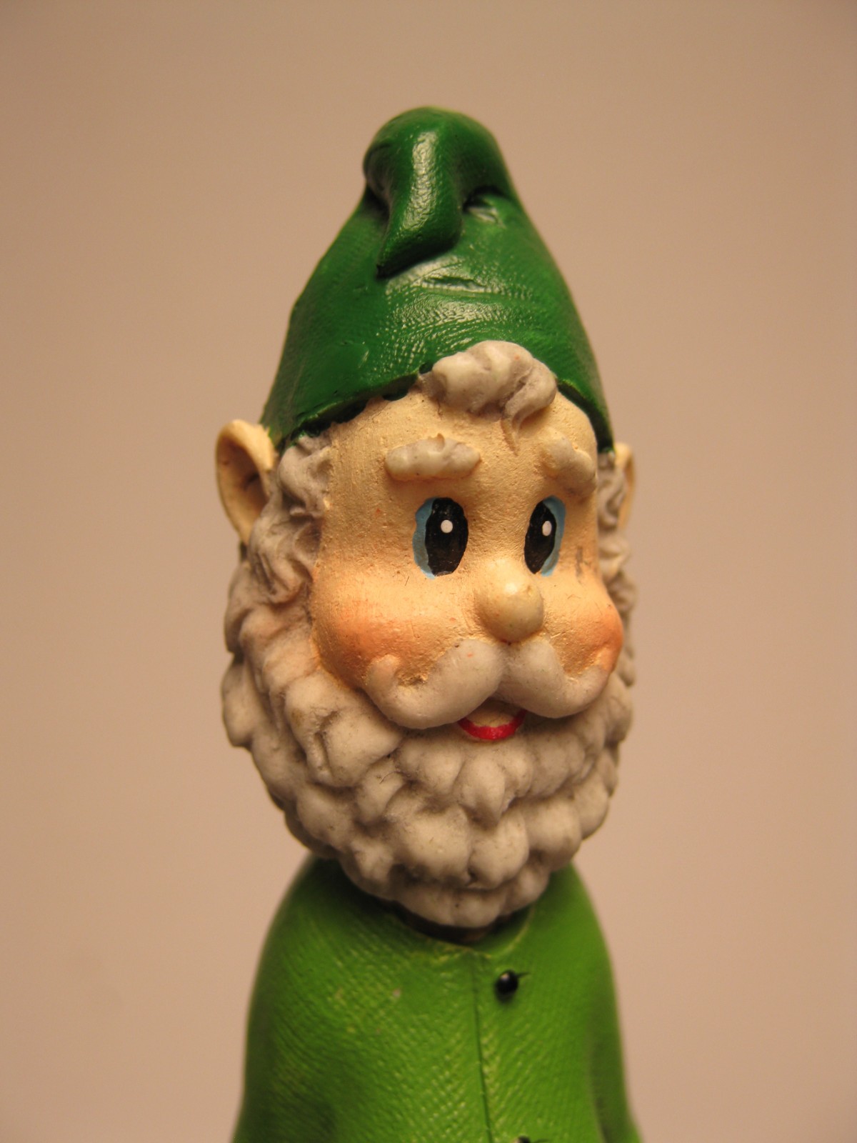 3 Enesco – 6″ TALL FIGURINES Leprechauns Slender Green Elves Gold Shamrock Base