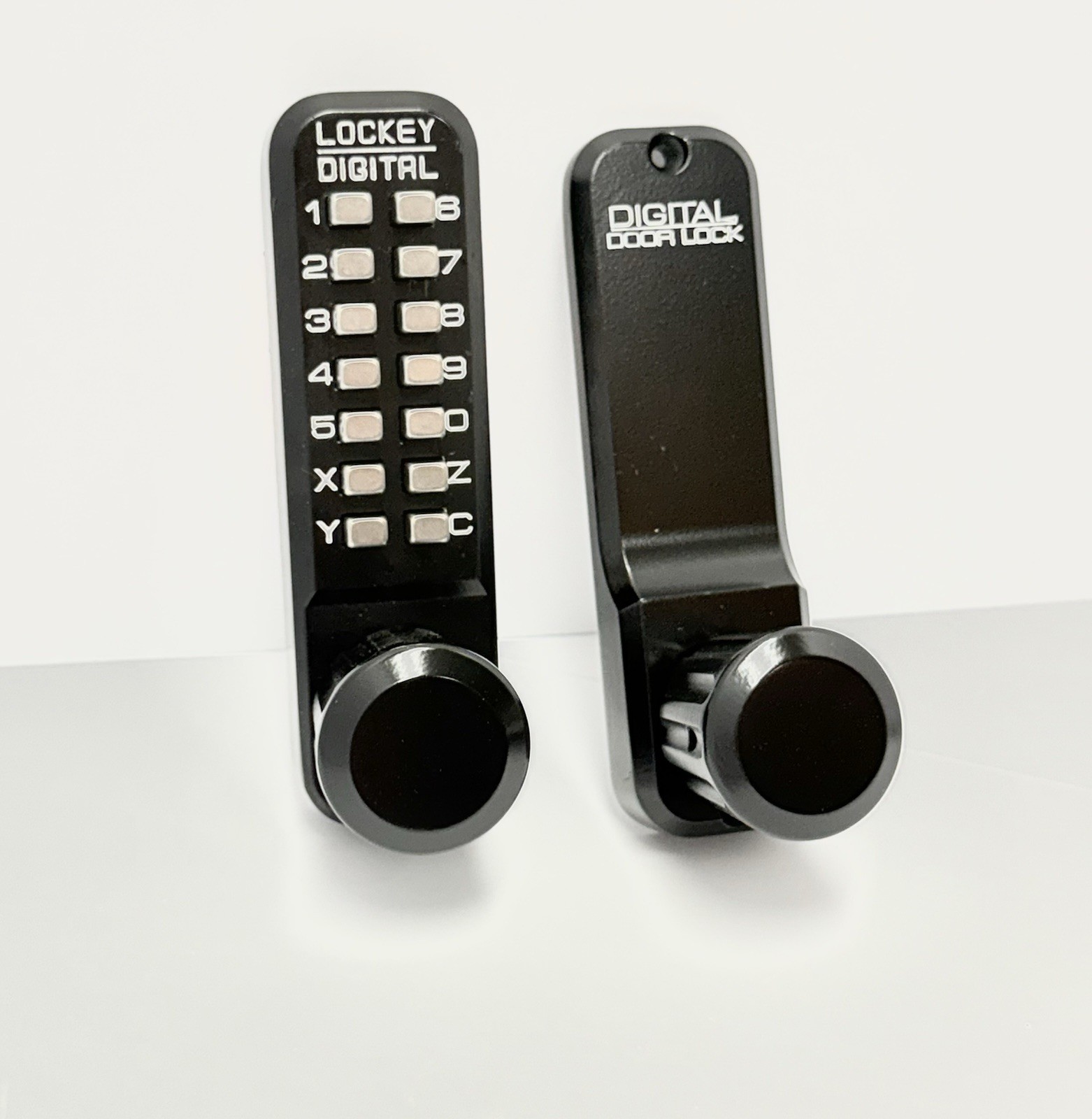 Lockey 2830JB/MG 2000 Series Keyless Entry Single Combination Knob Set – Black