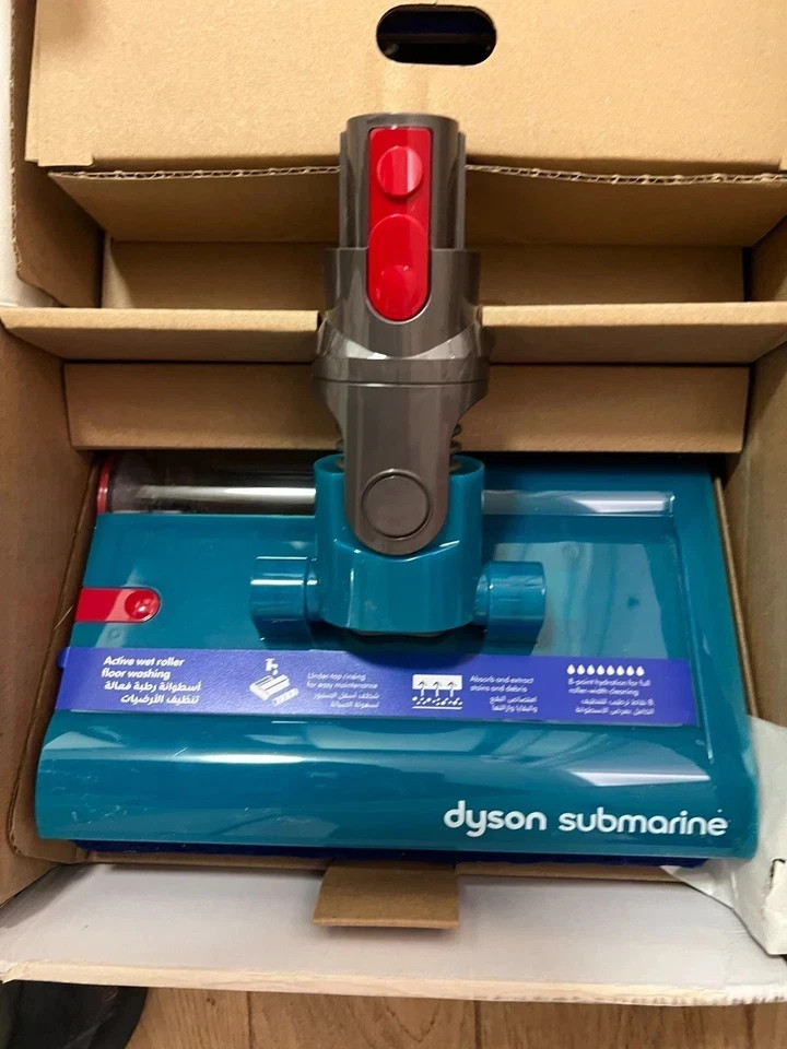 Dyson V15s Detect Submarine Absolute Wet And Dry Vacuum Cleaner Gold Brand New