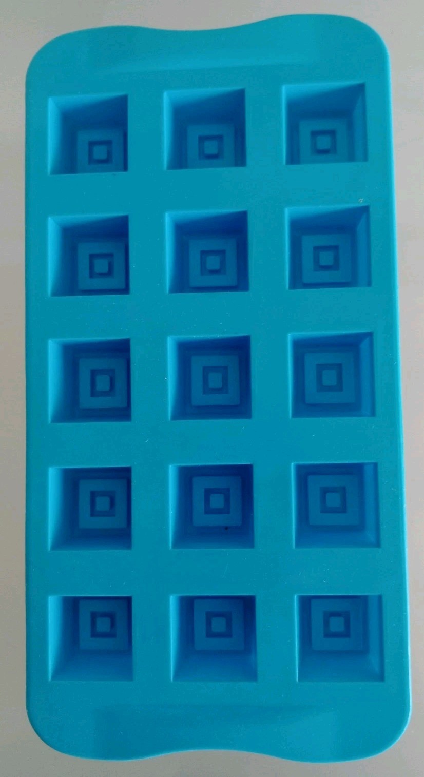 Chocolate Candy Mold Silicone Flexible 15 Square Resin Crafts Easy to Clean NWOT
