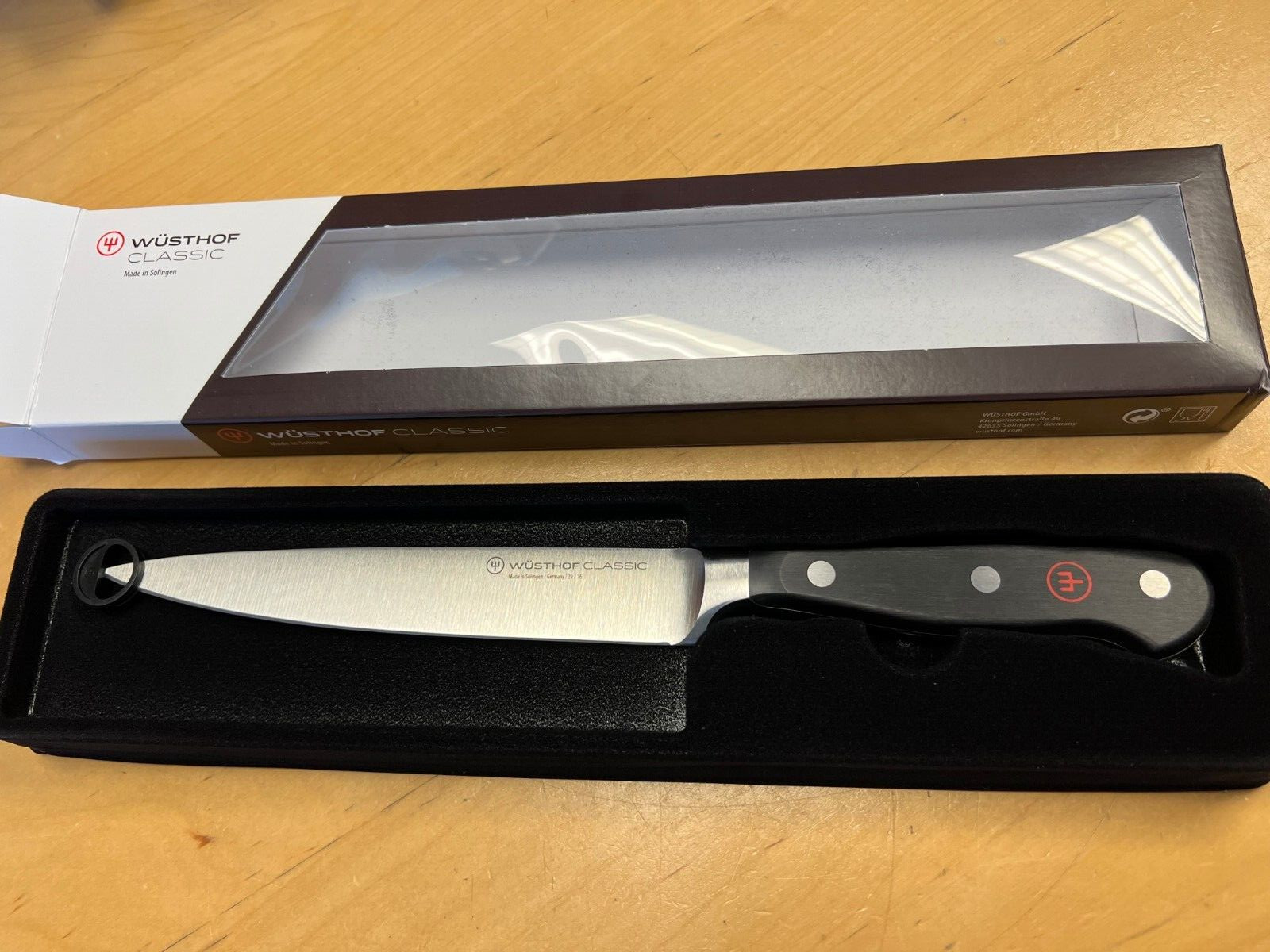 Wusthof Classic – 6″ Utility Knife 1040100716 in retail box