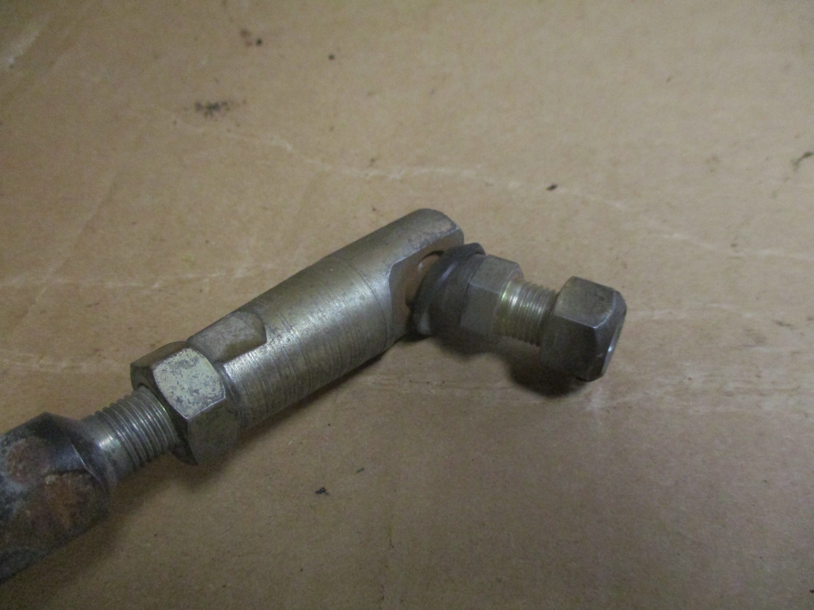 John Deere GT225 Front Axle
