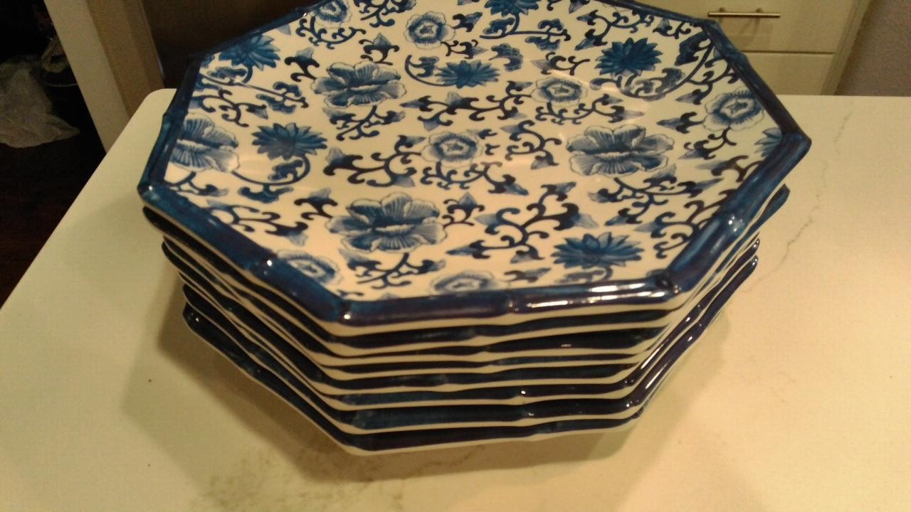 8 Two’s Company Chinoiserie 8.5″ octagon melamine plates perfect condition!
