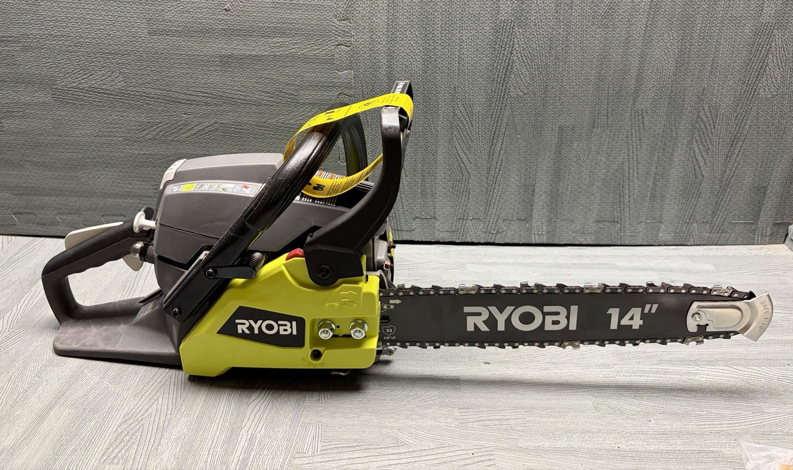 RYOBI Chainsaw NEW 14 in Gasoline 37CC 2-Cycle Gas Chainsaw