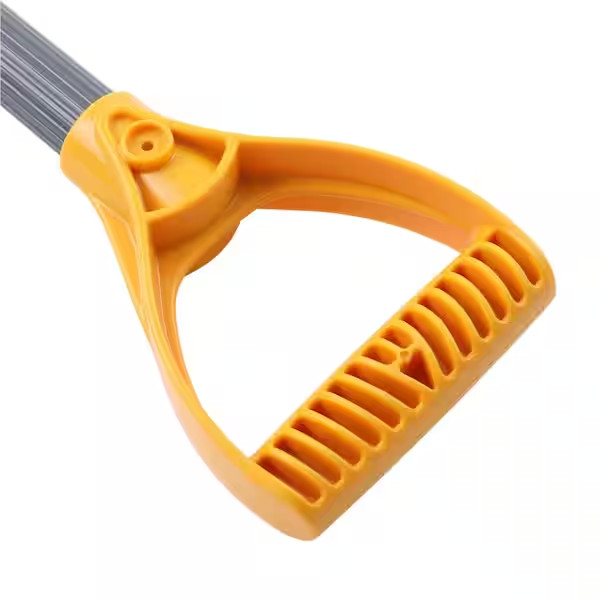 True Temper Snow Shovel 38.3 in. Steel Handle Aluminum Blade Poly D-Grip