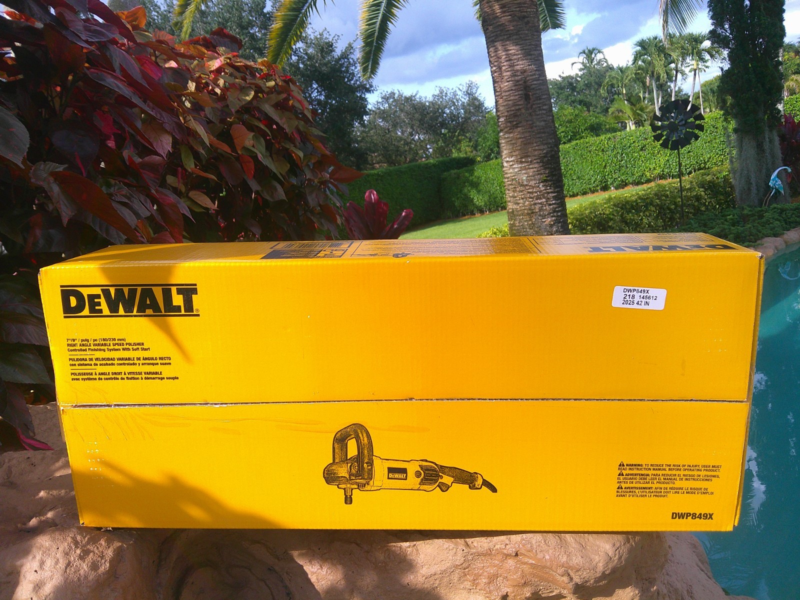 Dewalt DWP849X 7″/9″ Variable Speed Rotary Polisher, 12 Amp