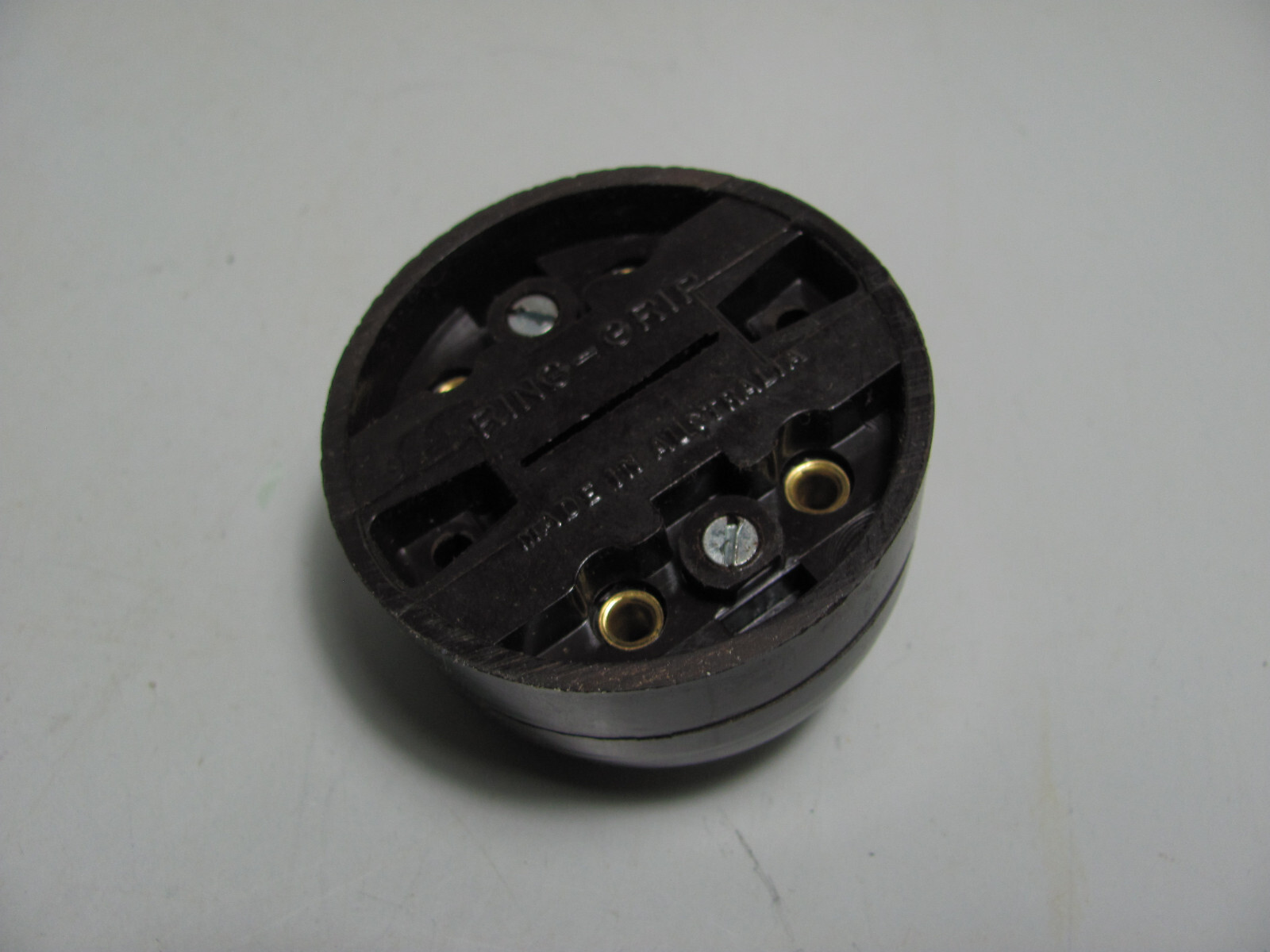 Ring Grip Bakelite Light Switch Double Pole 10 Amp 250 Volts NOS Large Body