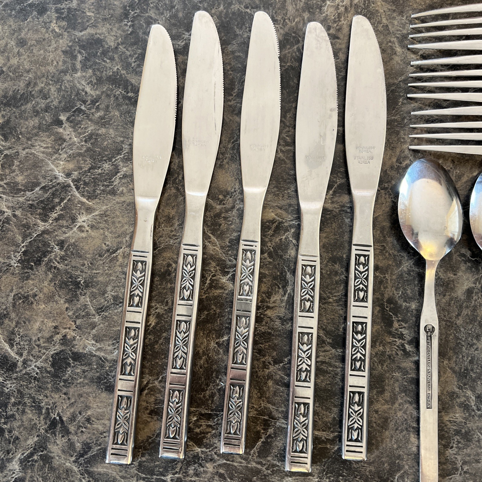 13 LIFETIME Cutlery LCU11 Stainless Dinner Forks Spoons Knives Flatware
