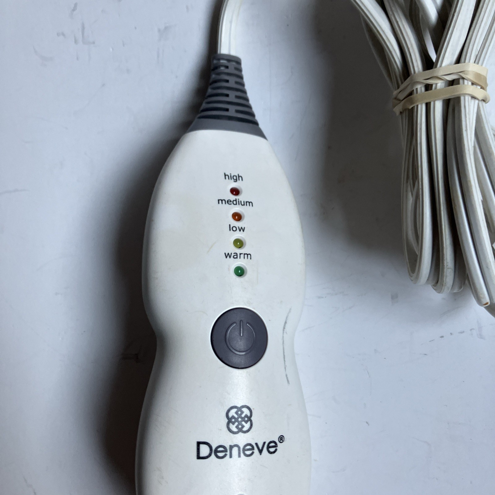 Deneve / Pure Enrichment CM01 PM01 Electric Heat Pad Controller Control 4 Prong