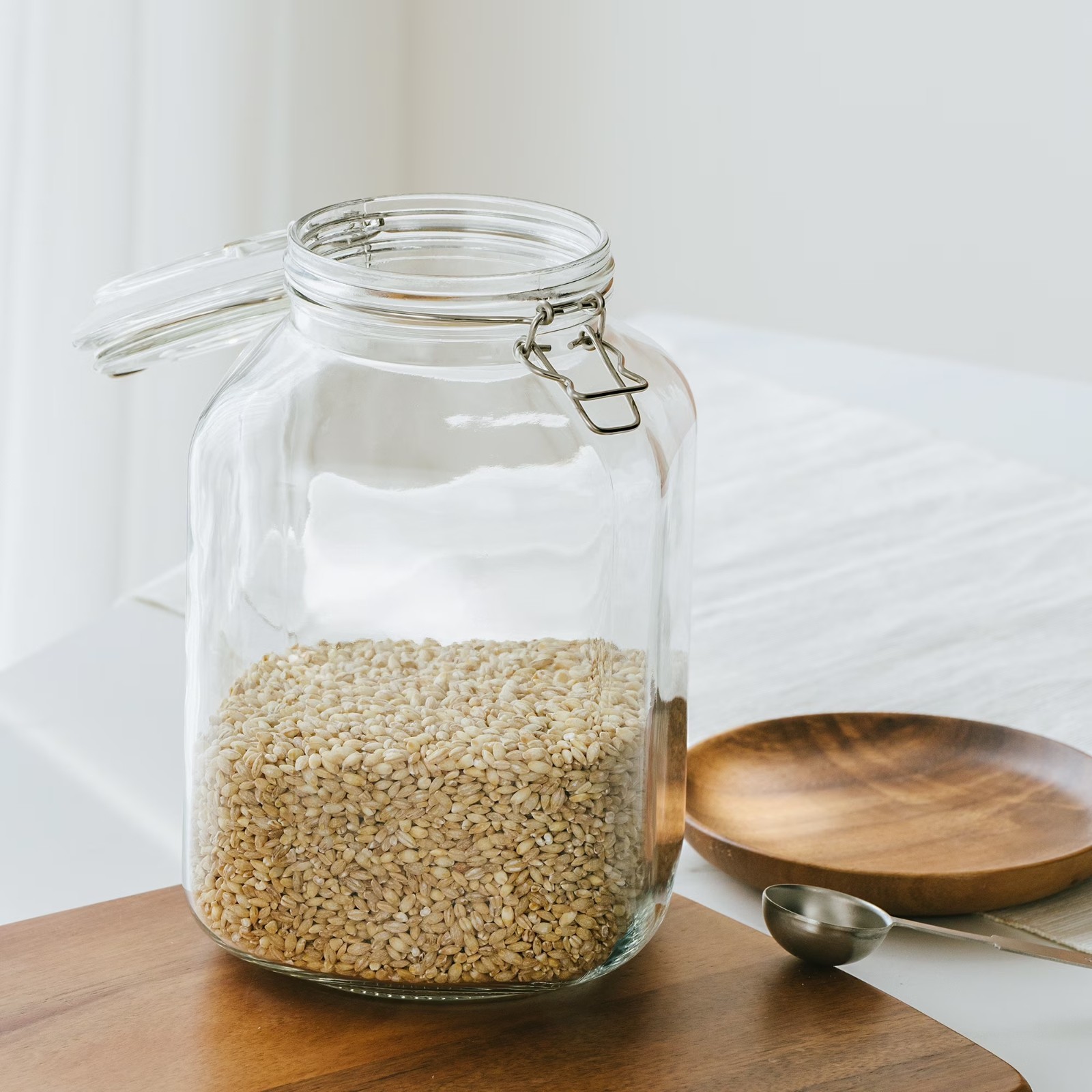 Mainstays 106 oz Clear Glass Airtight Storage Jar with Locking Lid Large Storage