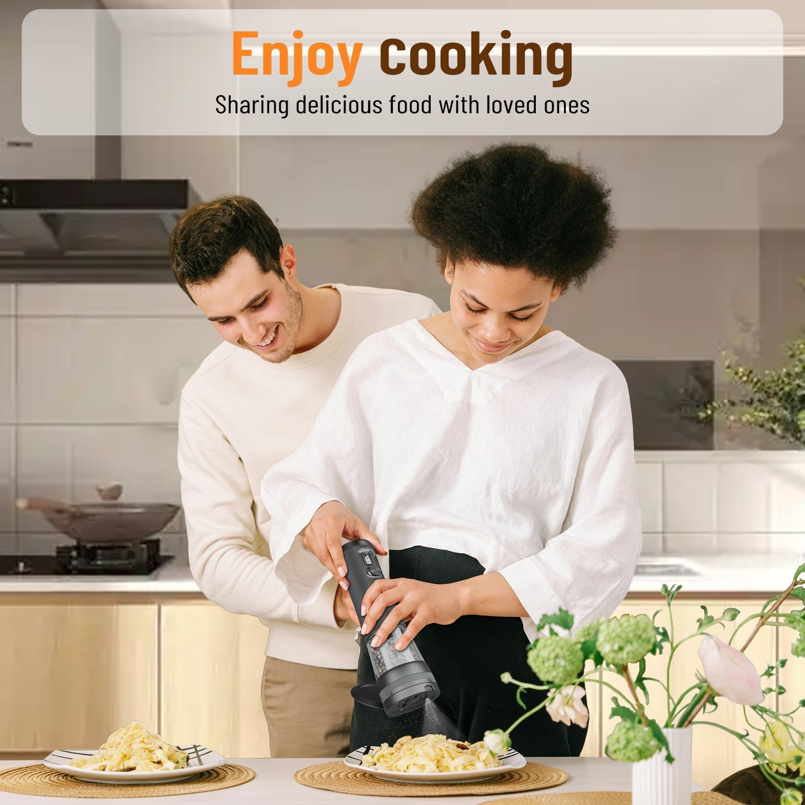 Electric Salt Pepper Grinder Set, Rechargeable Base, Adjustable Coarseness, 2PCS