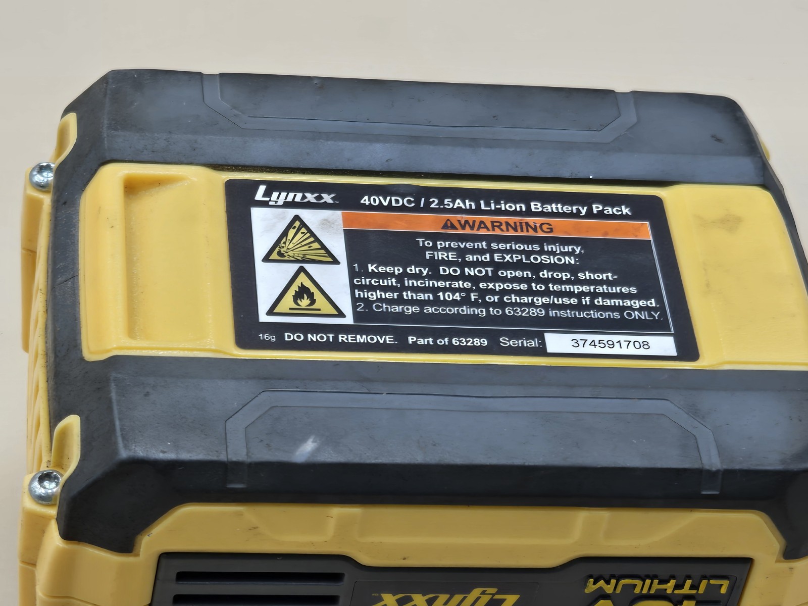 Lynxx 40V 2.5Ah Lithium-Ion Battery Pack. Used Works Great.