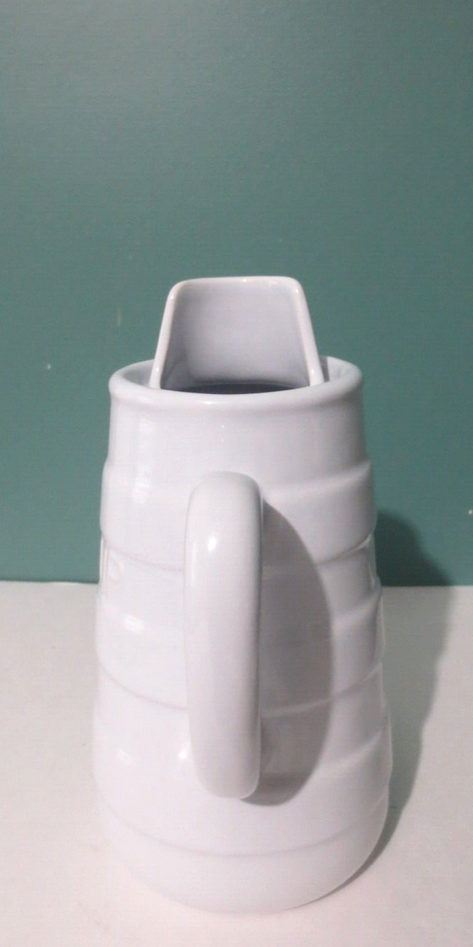 WILLIAMS-SONOMA – New Glossy White Ceramic SYRUP Pitcher – 1.4 Pounds – 7″ Tall