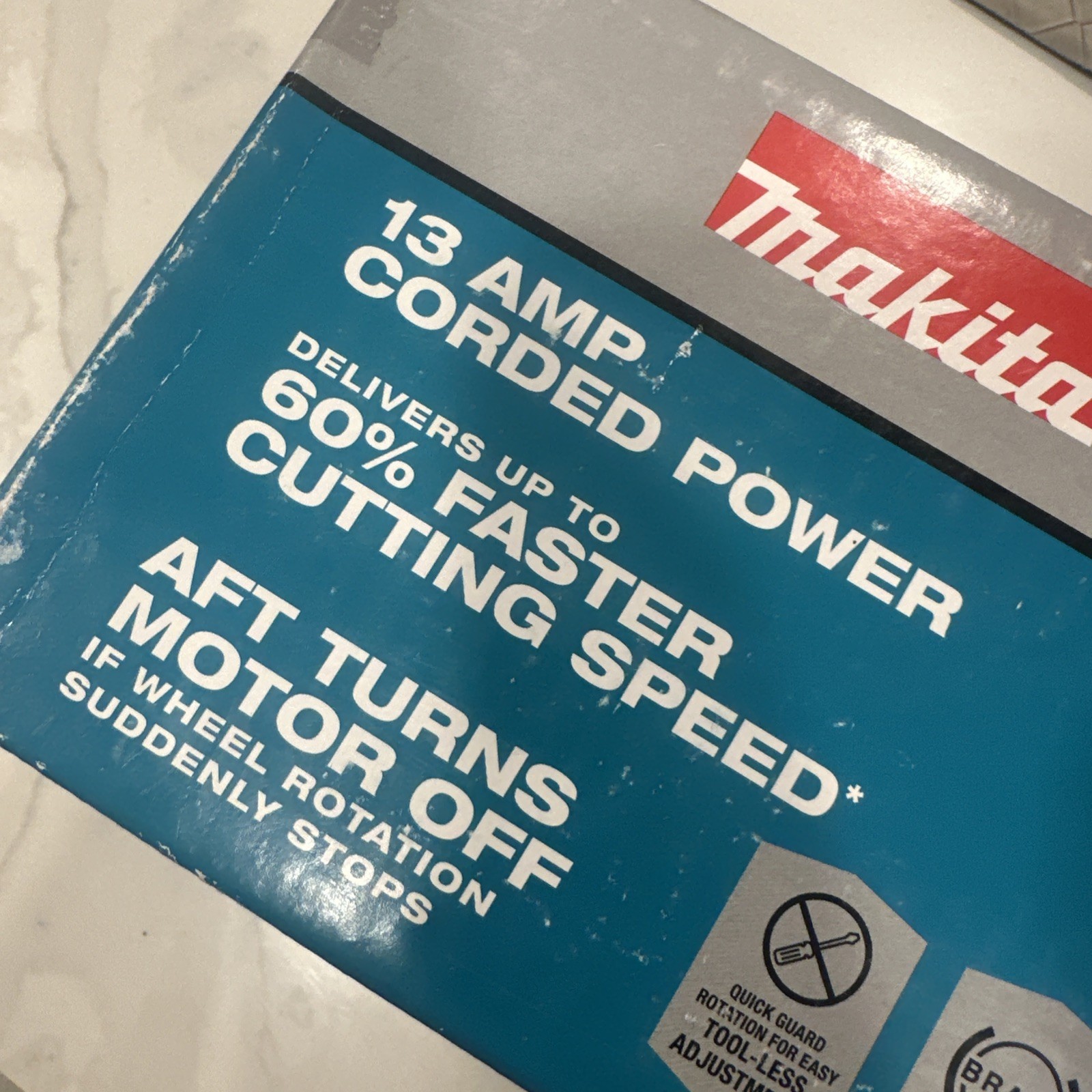 MAKITA GAG01Z XGT 40 MAX 4-1/2/”5″ Cordless Angle Grinder Tool Only NEW IN BOX