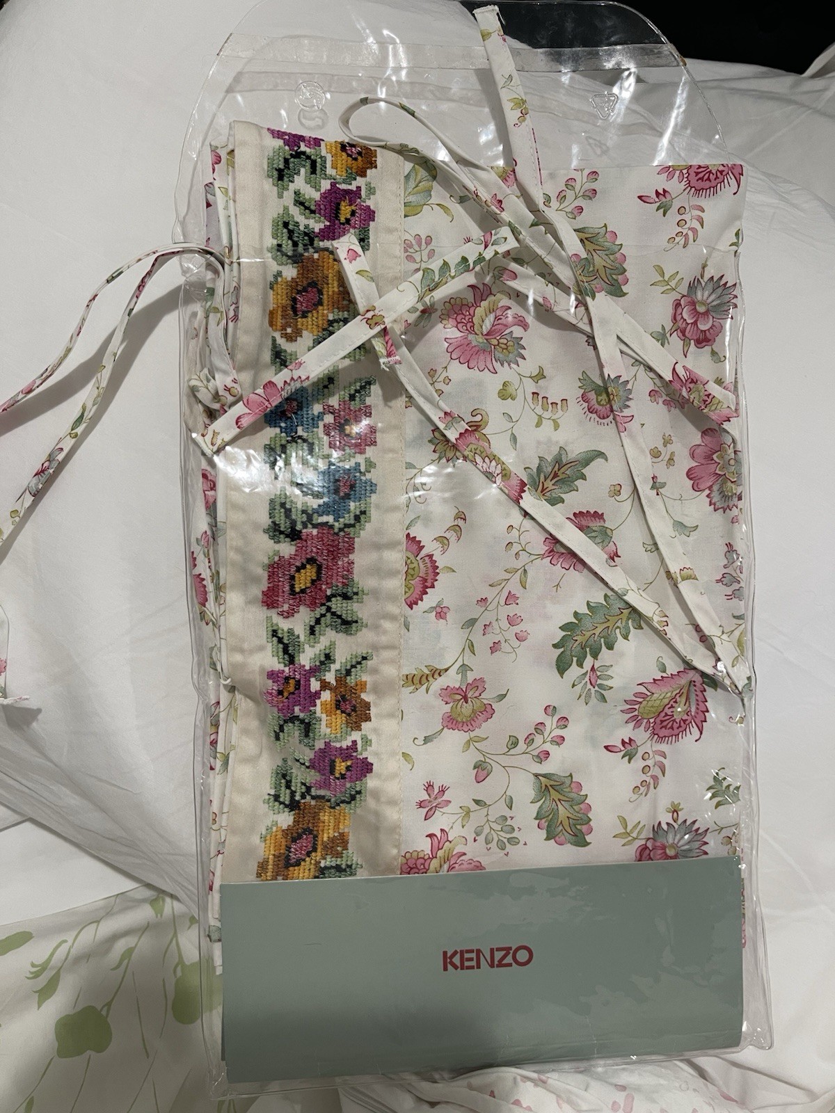 KENZO France NWT (1pc) Boudoir Sham 100% Percale Print Ties Embroidery ONE SHAM