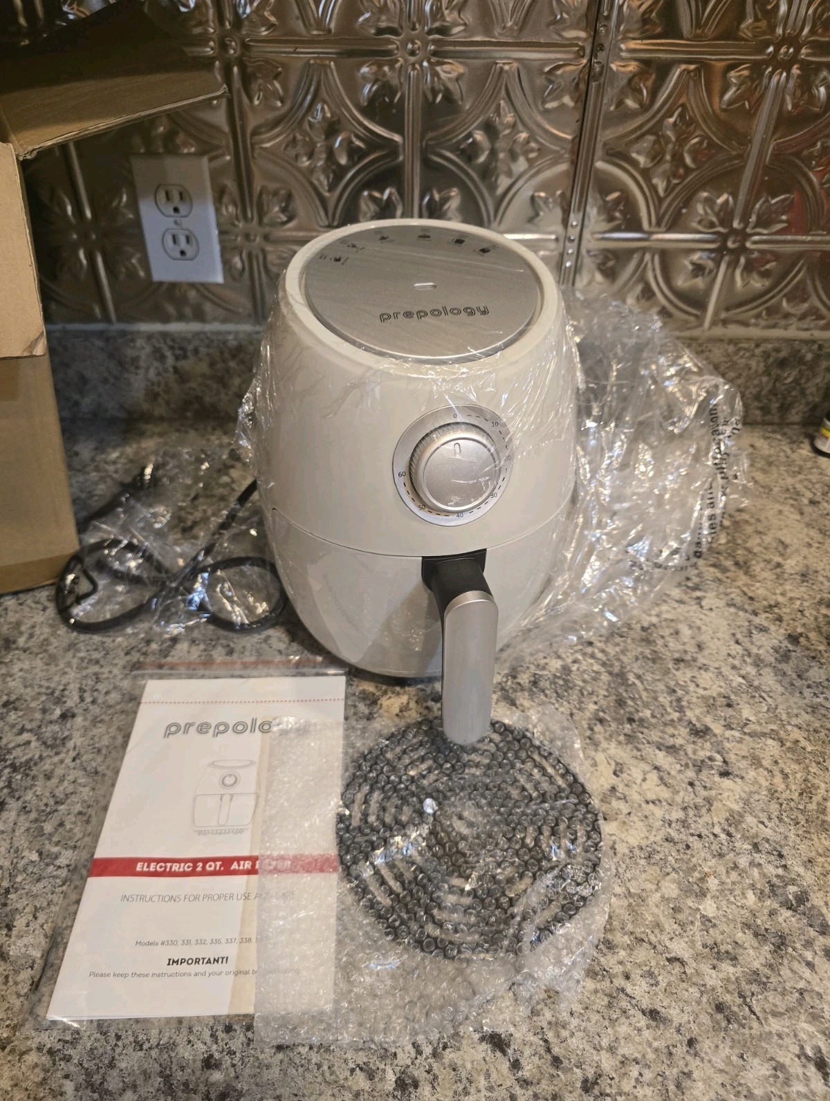 New Prepology 2-qt Compact Nonstick Air Fryer with Adjusting Timer Light Gray