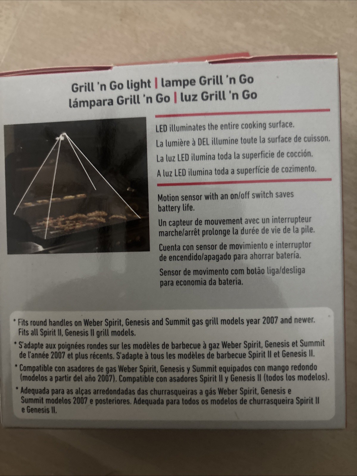 Weber 7661 LED Grill ‘n Go Light For Round Handle 4052