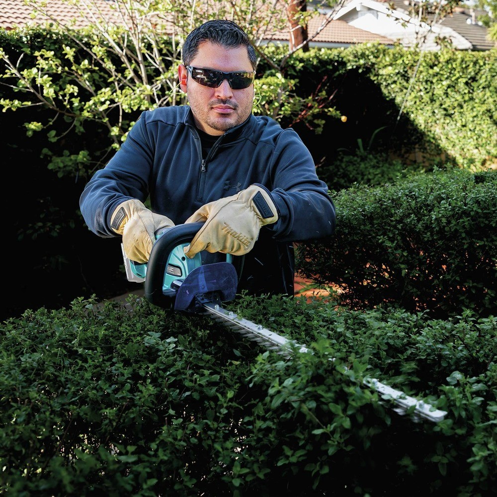 Makita XHU10Z 18V LXT Li-Ion Cordless 24″ Hedge Trimmer (Tool Only) New