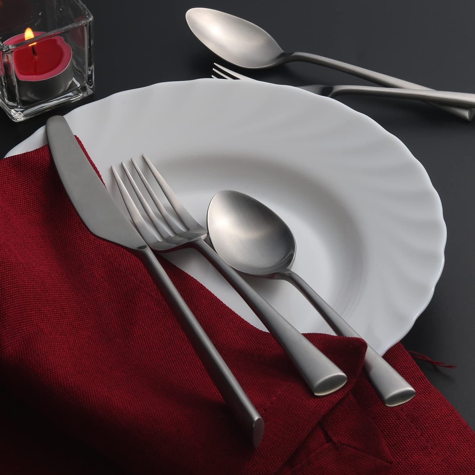 Alata Bailey 20-Piece Forged Stainless Steel Flatware 20 pieces for 4, Satin