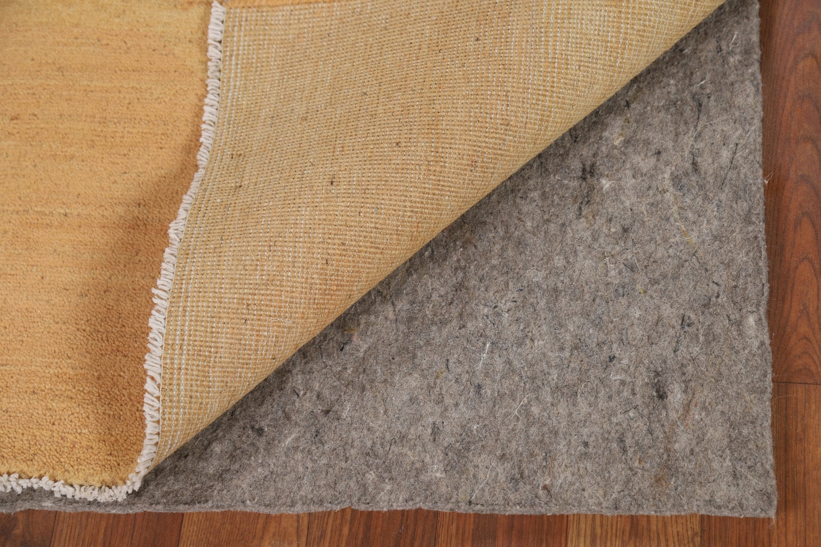 Versatile Gabbeh Solid Design Peach Wool Modern Foyer Rug Ideal for Any Room 3×4