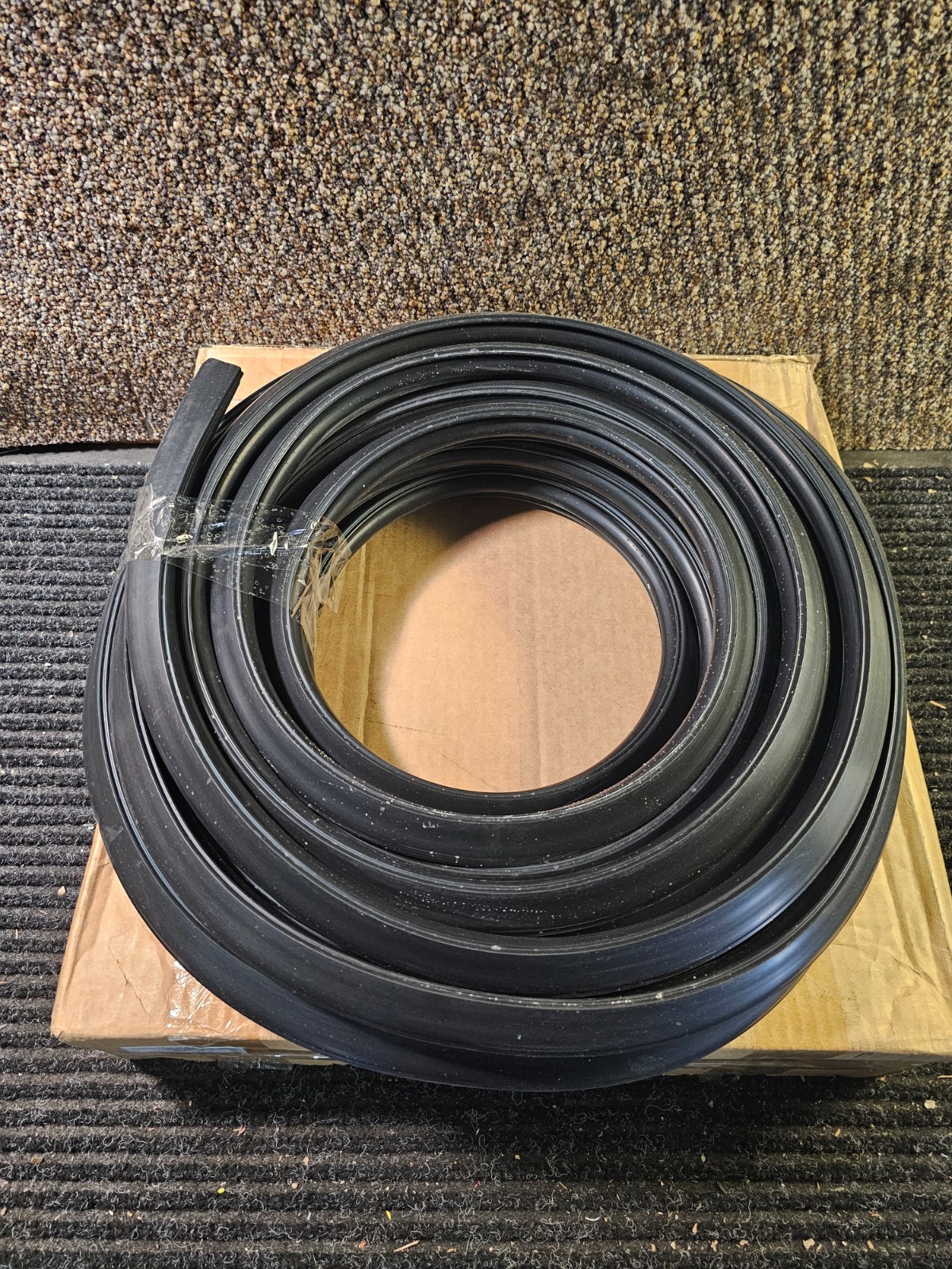 Weatherstrip EPDM Rubber No Talc 50′ .062 to .093″ Panel Thickness CB1836-A-FT
