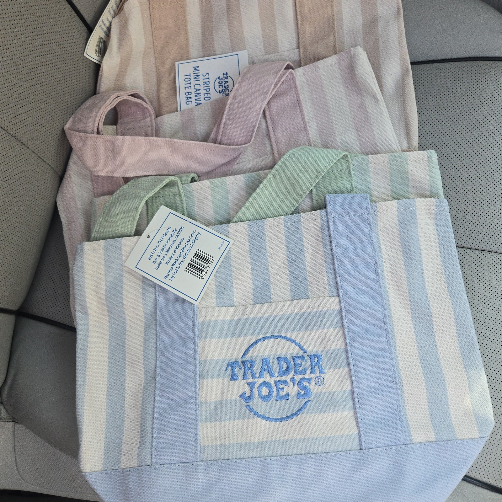 SAME DAY SHIPPING – Trader Joe’s Mini Pastel Stripe Tote Bag Set of 4