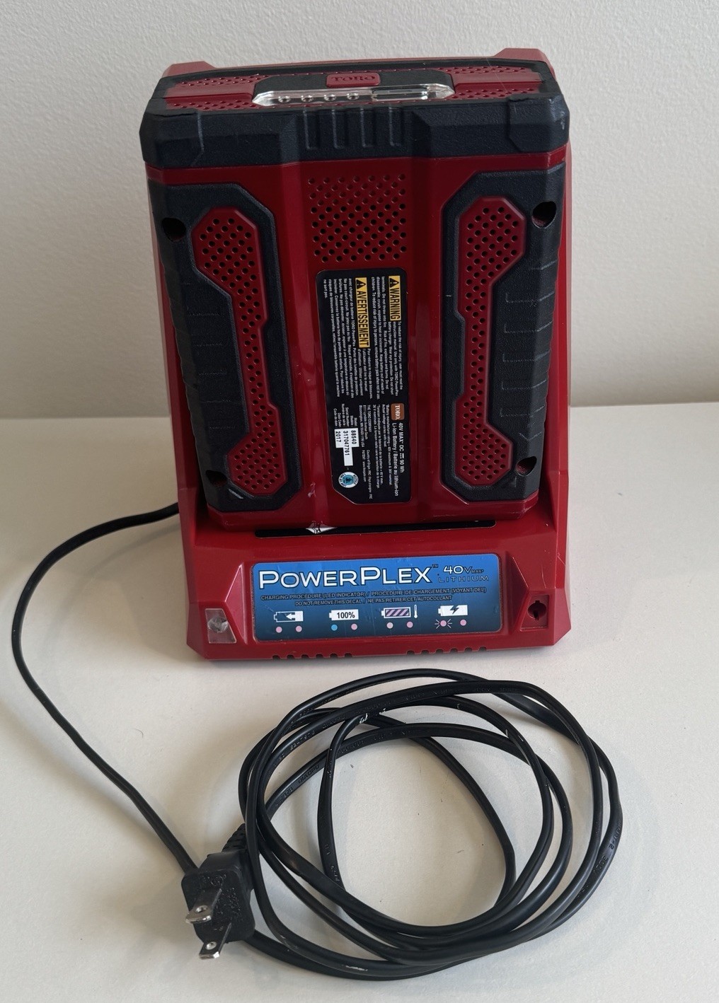 Toro PowerPlex 40V MAX 2.5Ah T90 Battery 88540 & Charger 88542 OEM Used