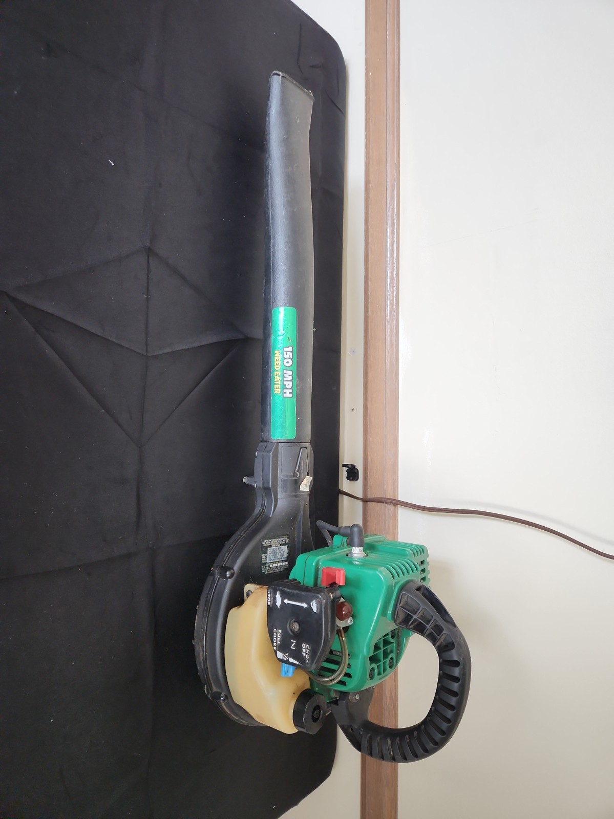 WEED EATER FEATHERLITE GAS BLOWER FL1500LE 23CC 150 MPH WORLDS LIGHTEST