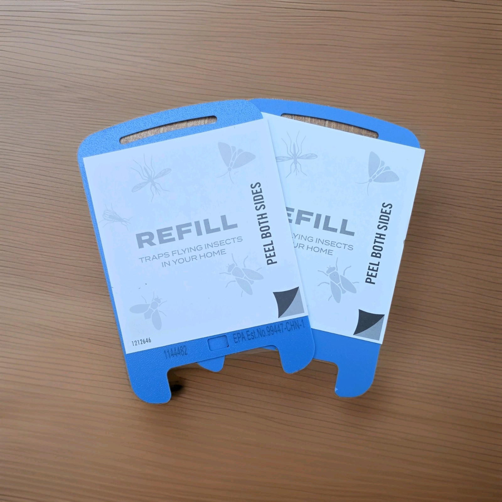 STEM Indoor Plug-In Light Trap Value Pack 1 Device + 2 Refills – NEW Without Box