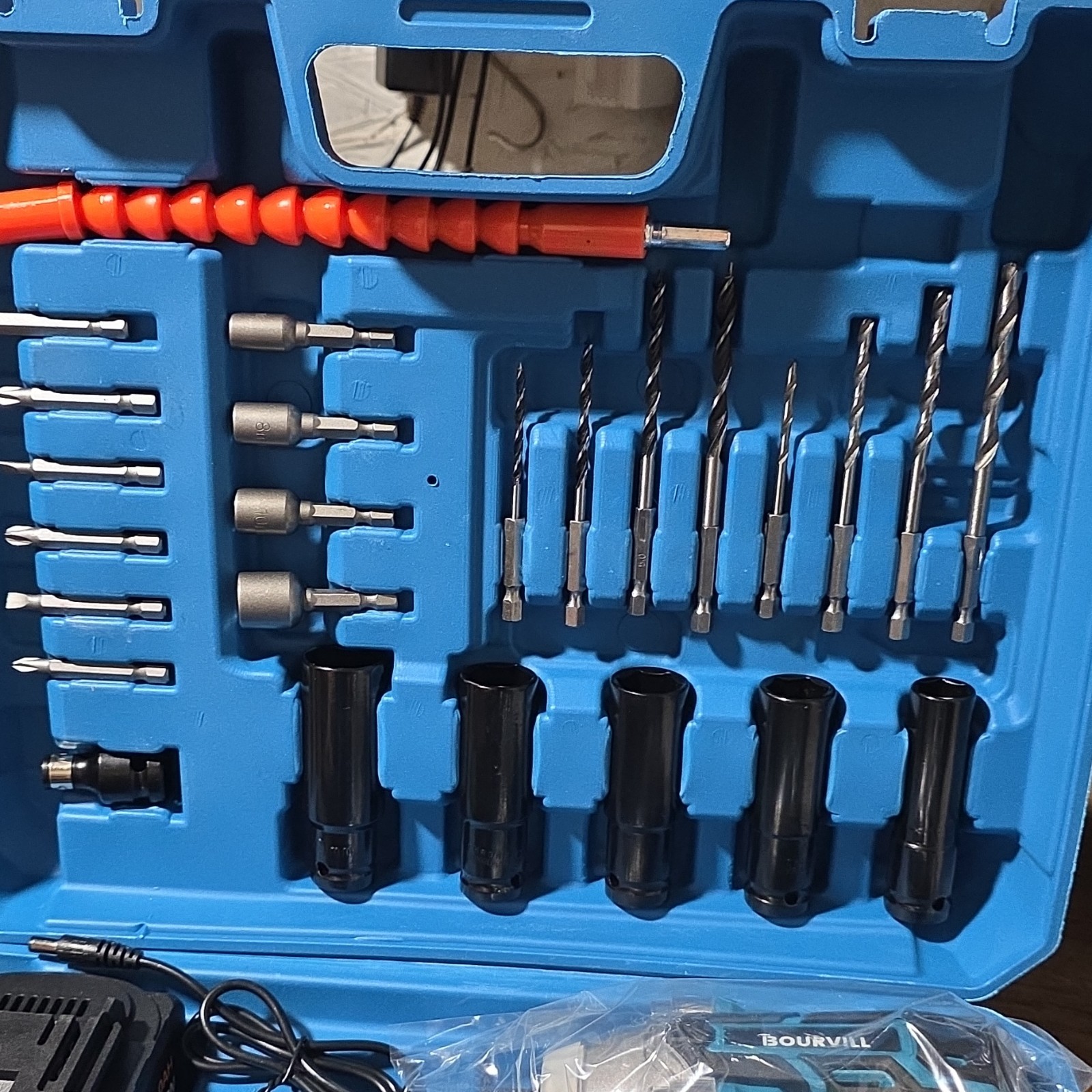 BOURVILL 36V Impact Driver Set 2 Batteries Charger Drill & Driver Bits
