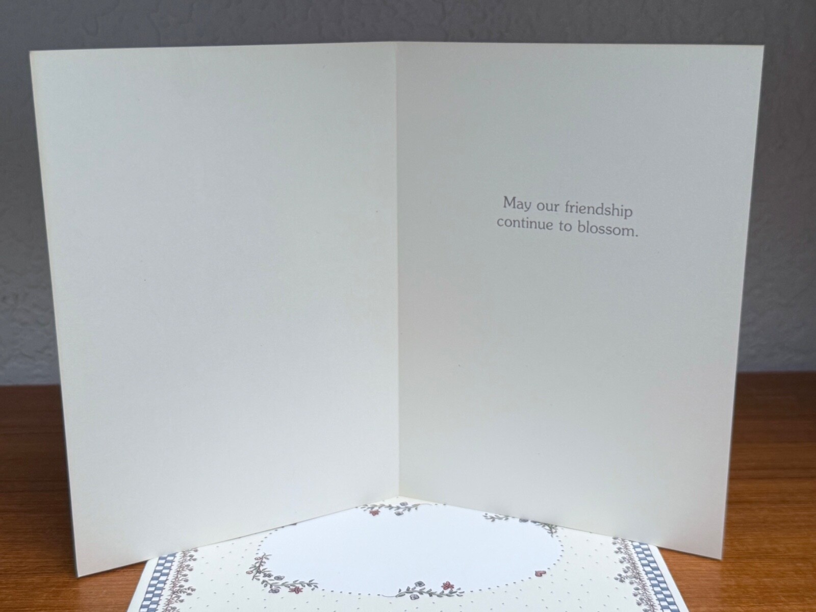 Vtg. 1988 Mary Engelbreit Greeting Car “May Our Friendship Continue To Blossom”