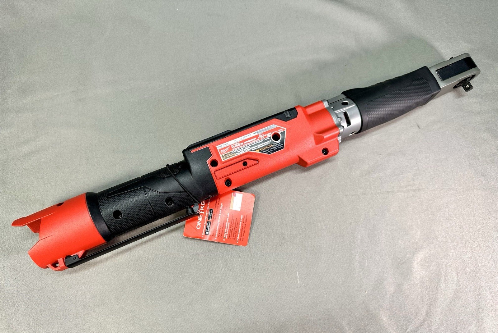 Milwaukee 2465-22 2465-20 M12 Digital Torque Wrench 3/8″ in Case w/ 2 Batteries