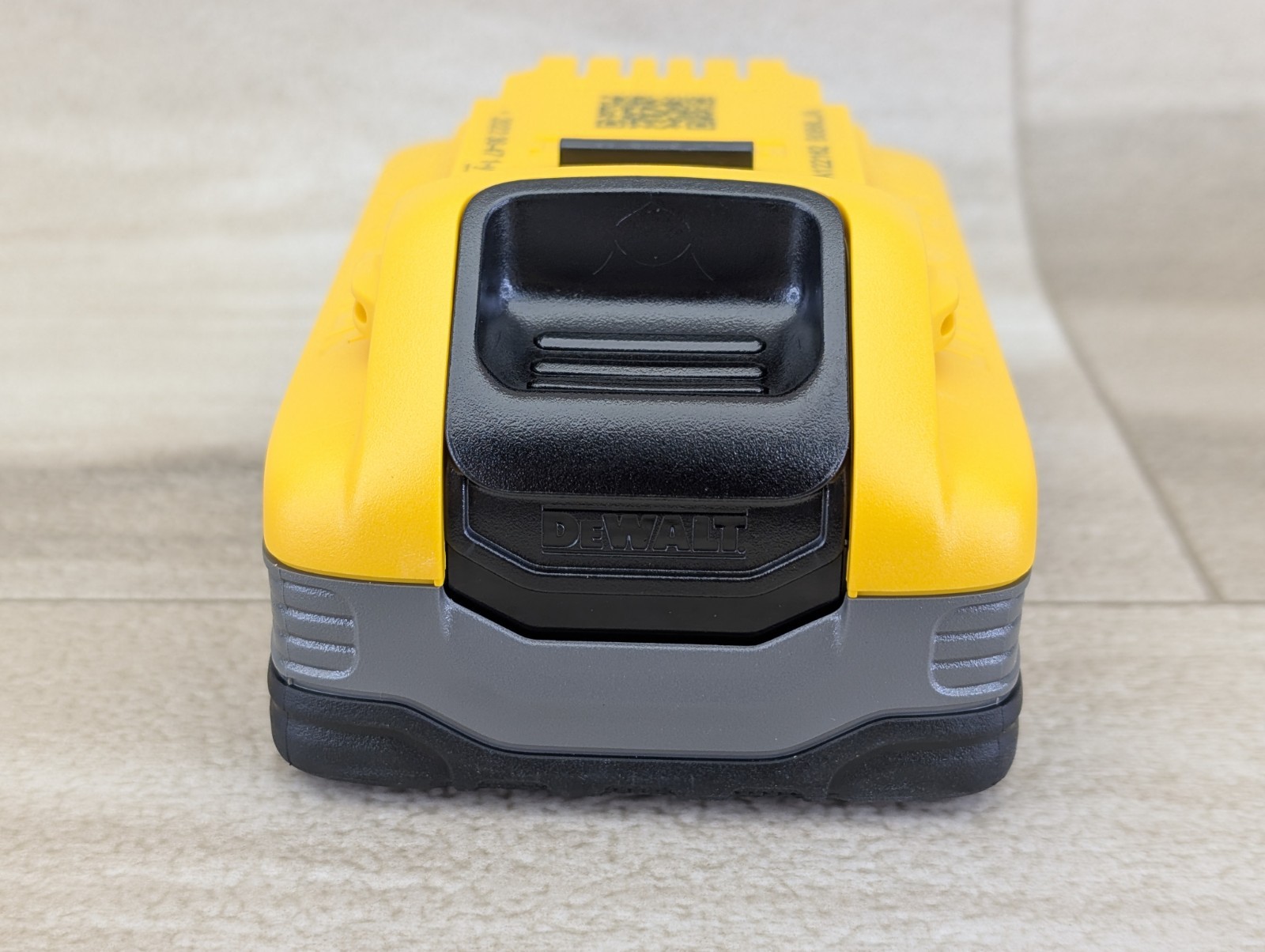 New – Open Box – DeWalt 20V MAX XR POWERSTACK 5.0 Ah 5Ah Battery DCBP520 OEM Gen