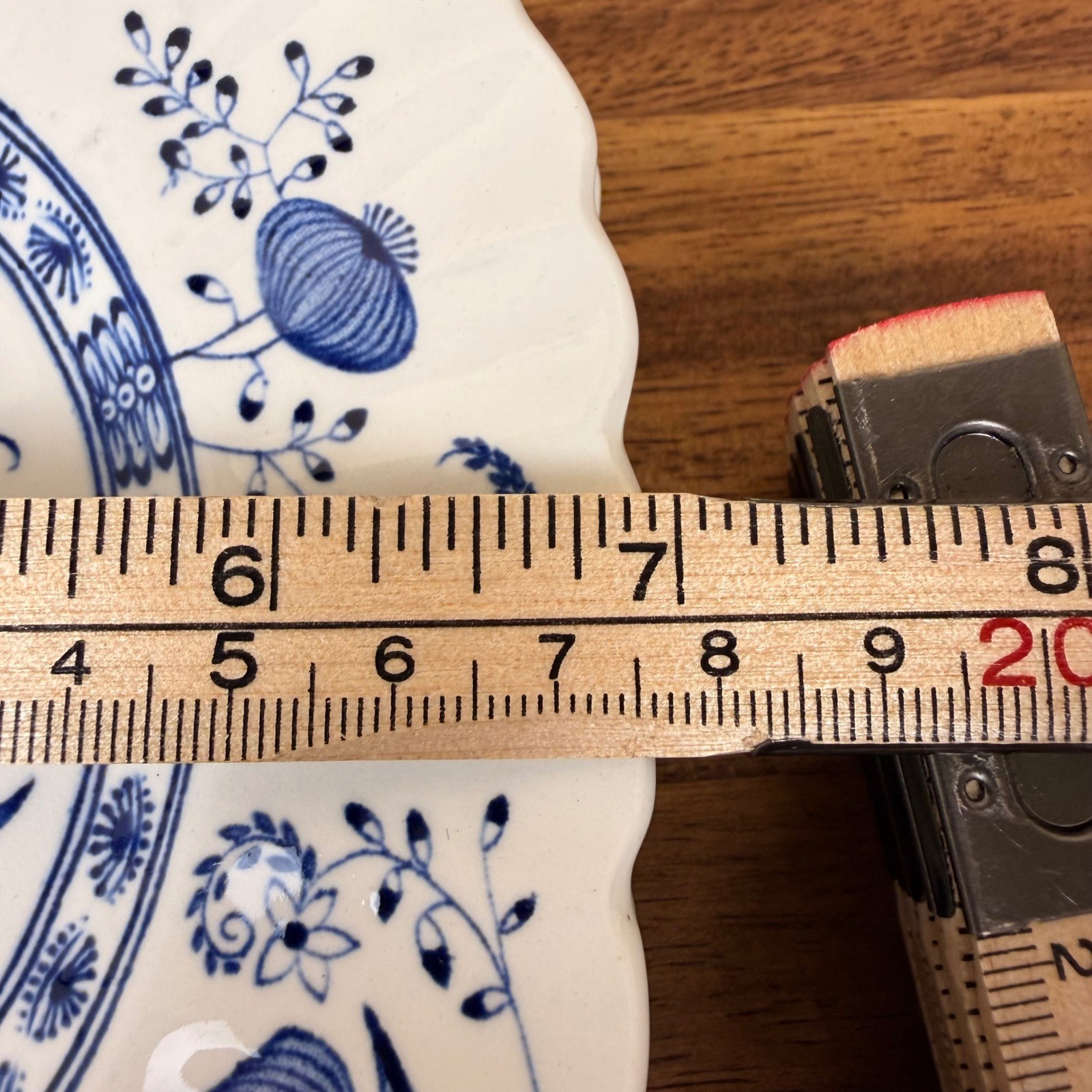 J&G Meakin Blue Nordic Plates Set of 4 Staffordshire Blue Onion Scalloped 7.5in