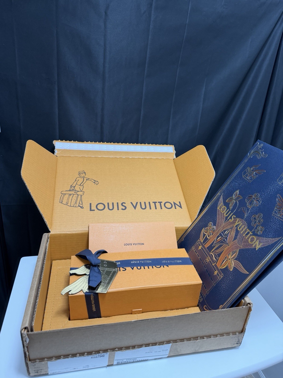Louis Vuitton Holiday Box Set [100% Authentic or Your Money Back] *No Cologne*