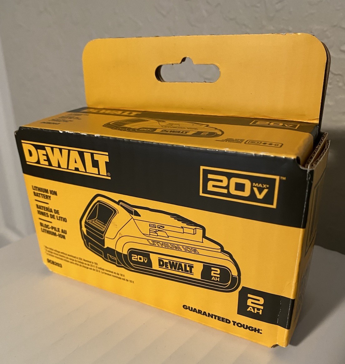 New Dewalt DCB203 20V Max Battery 2.0Ah Lithium Ion Li-Ion 20 Volt New